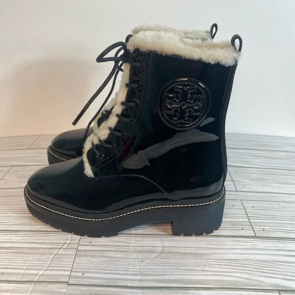 Tory Burch Miller 50mm Shearling Patent Booties size 5 NWOT - Picture 3 of 14